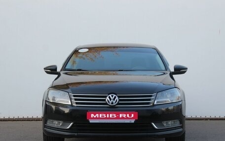 Volkswagen Passat B7, 2013 год, 1 000 000 рублей, 2 фотография