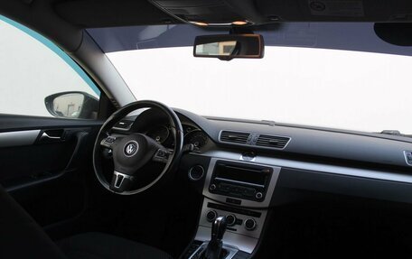 Volkswagen Passat B7, 2013 год, 1 000 000 рублей, 14 фотография