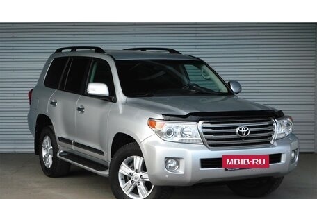 Toyota Land Cruiser 200, 2015 год, 4 755 000 рублей, 3 фотография