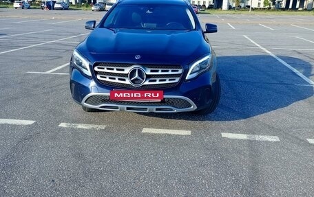 Mercedes-Benz GLA, 2018 год, 2 399 999 рублей, 4 фотография