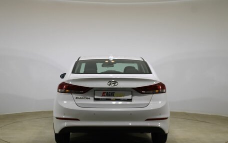 Hyundai Elantra VI рестайлинг, 2017 год, 1 550 000 рублей, 6 фотография