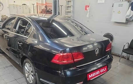 Volkswagen Passat B7, 2013 год, 1 280 000 рублей, 3 фотография