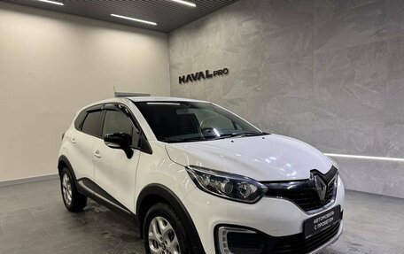 Renault Kaptur I рестайлинг, 2017 год, 1 379 000 рублей, 3 фотография