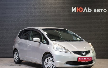 Honda Fit III, 2010 год, 780 000 рублей, 3 фотография