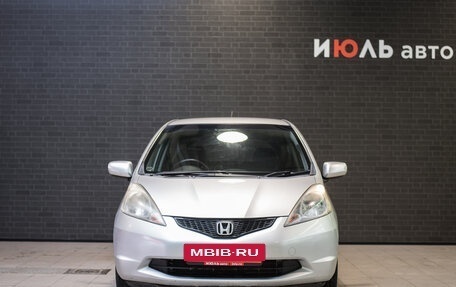 Honda Fit III, 2010 год, 780 000 рублей, 2 фотография