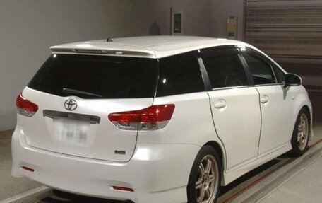 Toyota Wish II, 2010 год, 1 450 000 рублей, 2 фотография