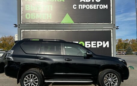 Toyota Land Cruiser Prado 150 рестайлинг 2, 2017 год, 4 310 000 рублей, 4 фотография