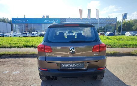 Volkswagen Tiguan I, 2015 год, 1 449 000 рублей, 4 фотография