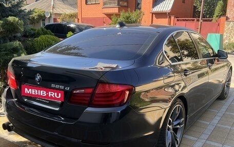 BMW 5 серия, 2012 год, 2 200 000 рублей, 3 фотография