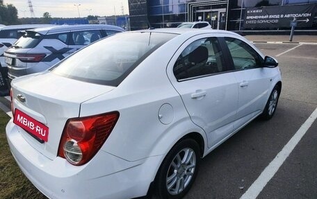 Chevrolet Aveo III, 2015 год, 927 000 рублей, 4 фотография