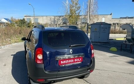 Renault Duster I рестайлинг, 2013 год, 910 000 рублей, 2 фотография