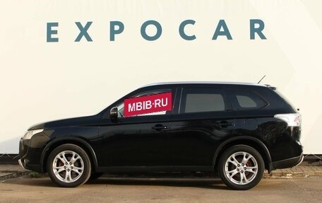 Mitsubishi Outlander III рестайлинг 3, 2014 год, 1 697 000 рублей, 7 фотография