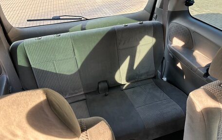 Mazda MPV II, 2004 год, 735 000 рублей, 19 фотография