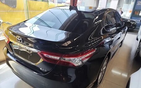 Toyota Camry, 2021 год, 3 000 000 рублей, 9 фотография