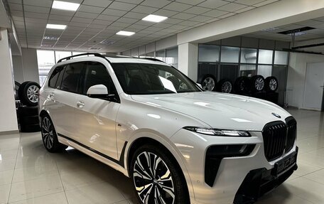 BMW X7, 2023 год, 15 200 000 рублей, 3 фотография