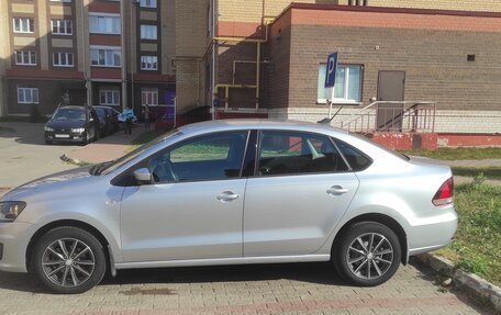 Volkswagen Polo VI (EU Market), 2017 год, 1 350 000 рублей, 3 фотография