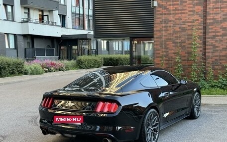 Ford Mustang VI рестайлинг, 2017 год, 2 590 000 рублей, 2 фотография