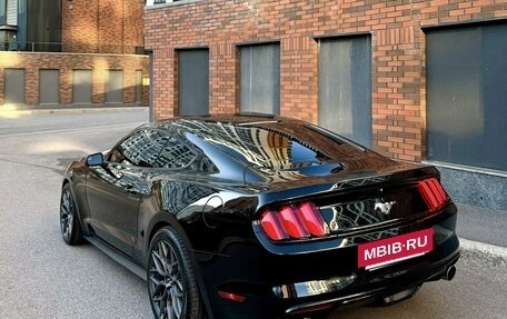 Ford Mustang VI рестайлинг, 2017 год, 2 590 000 рублей, 6 фотография