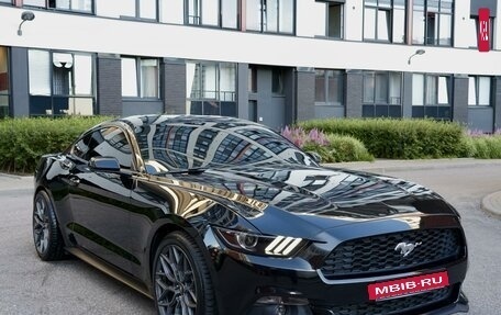 Ford Mustang VI рестайлинг, 2017 год, 2 590 000 рублей, 15 фотография