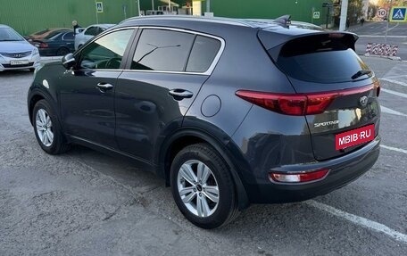 KIA Sportage IV рестайлинг, 2017 год, 2 300 000 рублей, 5 фотография