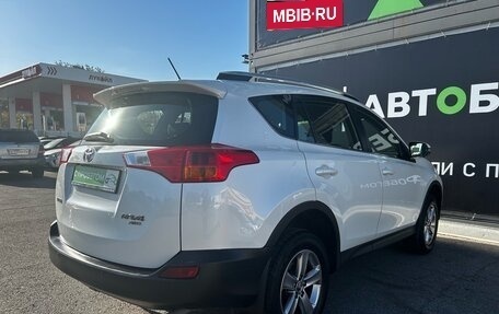 Toyota RAV4, 2015 год, 2 119 000 рублей, 5 фотография