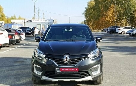 Renault Kaptur I рестайлинг, 2017 год, 1 646 200 рублей, 2 фотография