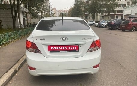 Hyundai Solaris II рестайлинг, 2013 год, 880 000 рублей, 2 фотография