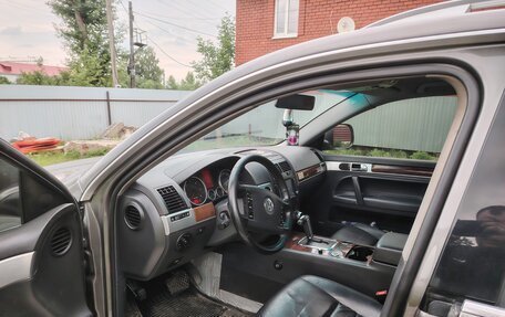 Volkswagen Touareg III, 2007 год, 1 330 000 рублей, 2 фотография