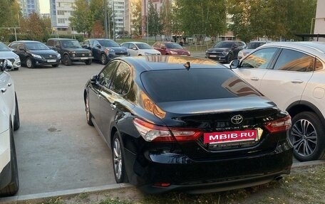 Toyota Camry, 2018 год, 2 950 000 рублей, 4 фотография