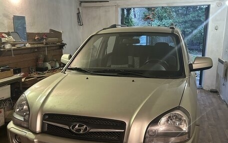 Hyundai Tucson III, 2008 год, 1 400 000 рублей, 1 фотография