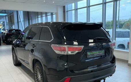 Toyota Highlander III, 2014 год, 3 144 000 рублей, 8 фотография