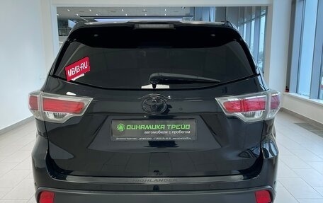 Toyota Highlander III, 2014 год, 3 144 000 рублей, 7 фотография