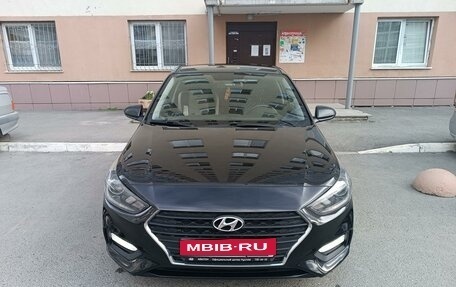 Hyundai Solaris II рестайлинг, 2017 год, 1 200 000 рублей, 1 фотография