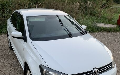 Volkswagen Polo VI (EU Market), 2013 год, 1 049 000 рублей, 1 фотография