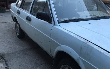 Volkswagen Passat B2, 1983 год, 35 000 рублей, 3 фотография