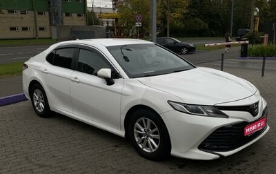 Toyota Camry, 2018 год, 2 400 000 рублей, 1 фотография