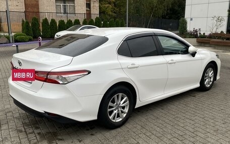 Toyota Camry, 2018 год, 2 400 000 рублей, 6 фотография