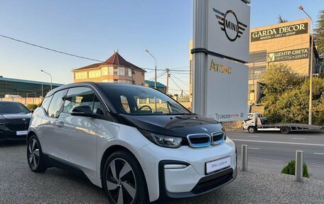 BMW i3 I01 рестайлинг, 2018 год, 2 560 000 рублей, 3 фотография