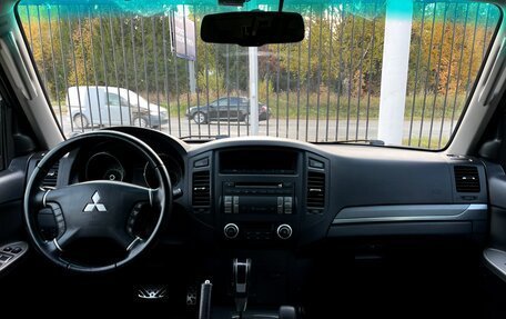 Mitsubishi Pajero IV, 2012 год, 2 549 000 рублей, 13 фотография