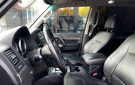 Mitsubishi Pajero IV, 2012 год, 2 549 000 рублей, 18 фотография