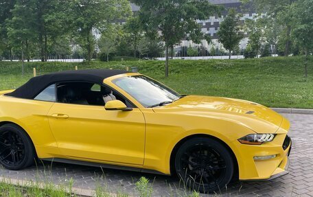 Ford Mustang VI рестайлинг, 2018 год, 3 330 000 рублей, 15 фотография