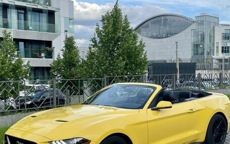 Ford Mustang VI рестайлинг, 2018 год, 3 330 000 рублей, 9 фотография