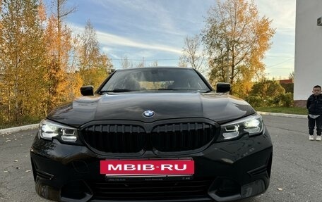 BMW 3 серия, 2021 год, 4 000 000 рублей, 2 фотография