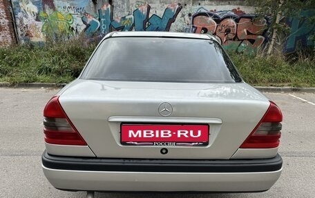 Mercedes-Benz C-Класс, 1995 год, 359 000 рублей, 6 фотография