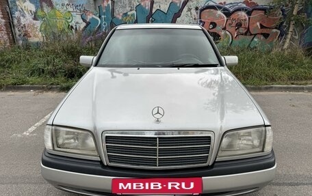 Mercedes-Benz C-Класс, 1995 год, 359 000 рублей, 2 фотография