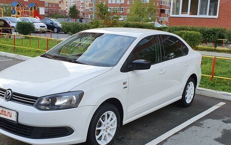 Volkswagen Polo VI (EU Market), 2013 год, 850 000 рублей, 2 фотография