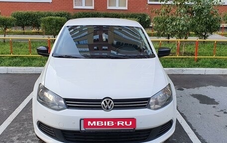 Volkswagen Polo VI (EU Market), 2013 год, 850 000 рублей, 3 фотография