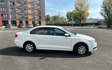 Volkswagen Jetta VI, 2014 год, 1 115 000 рублей, 4 фотография