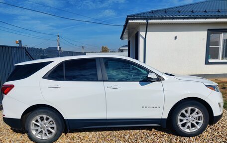 Chevrolet Equinox III, 2019 год, 1 930 000 рублей, 3 фотография