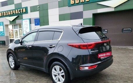 KIA Sportage IV рестайлинг, 2017 год, 2 100 000 рублей, 3 фотография